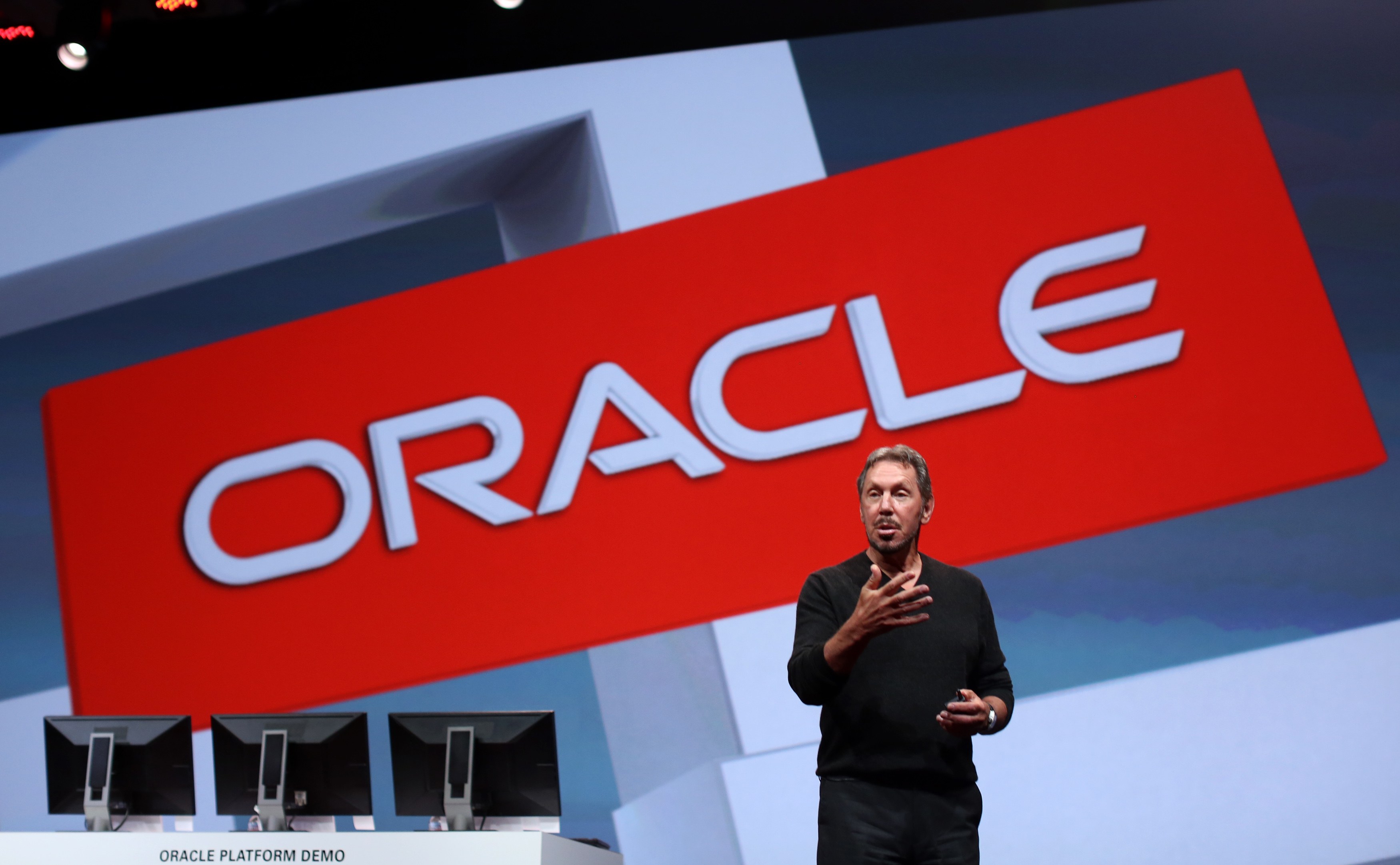 Oracle  and Intel team up to Empower Businesses and Enterprises with  latest Big Data and Cloud Solutions ahead of IBM.
  