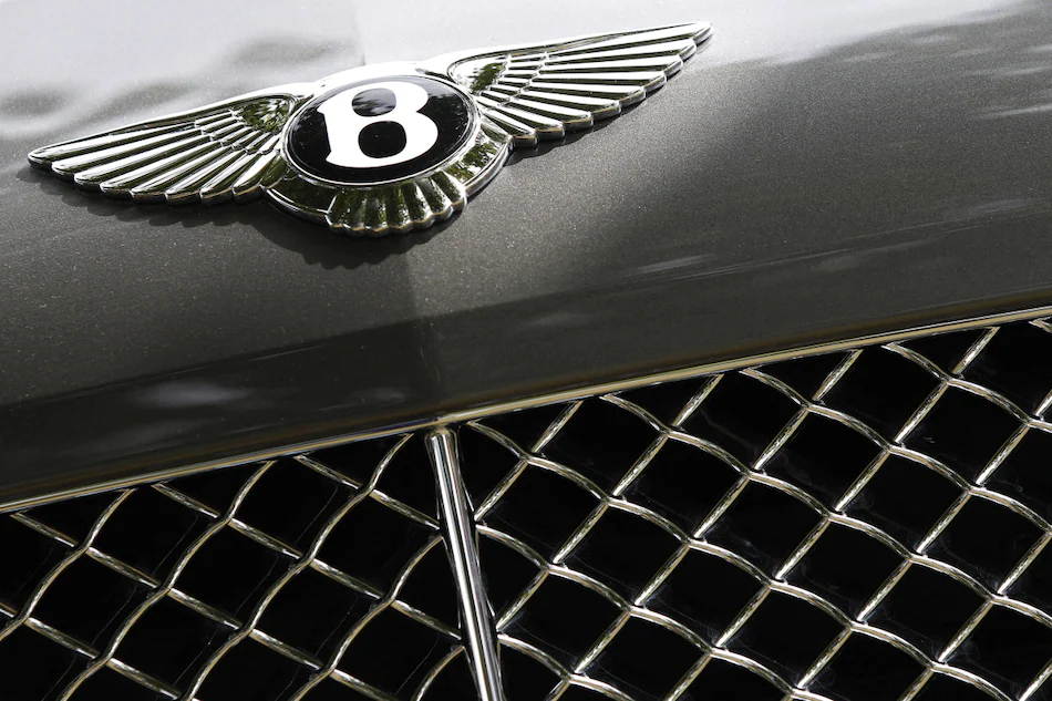 Bentley Will Unveil First Luxury Electric Car in 2025
  