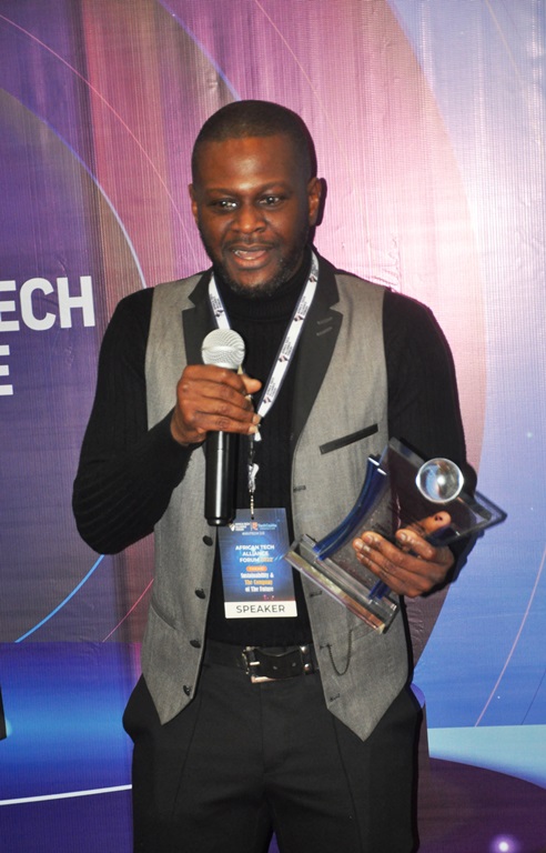 Dr. Oluseyi Akindeinde, Co-Founder/CTO, Digital Encode Limited, the recipient of AfriTECH Blockchain Technology Mastery Personality Award 2022.