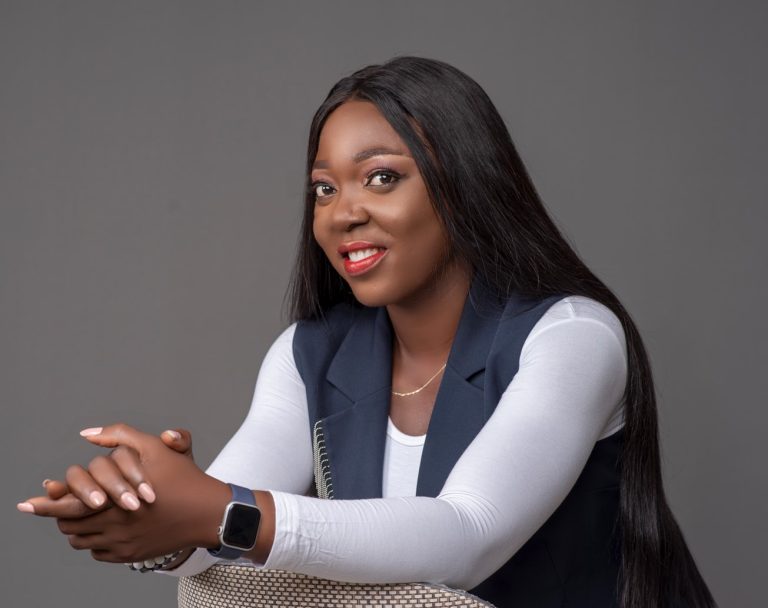 Oxford Business School Certifies Dr. Omolaraeni in AI As She Becomes IMC Fellow