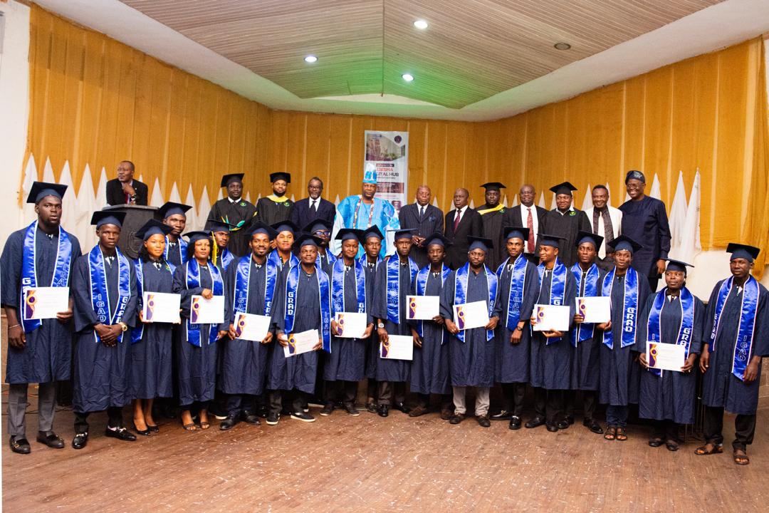 Some of the Ijesha Digital Hub cohort 1 graduants flanked by dignitaries at the ceremony