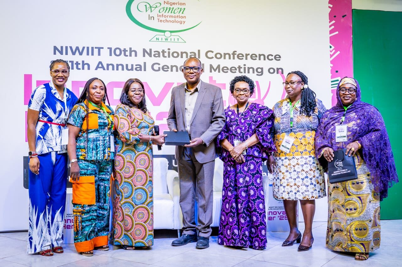 NITDA Champions Gender Inclusion in Nigeria’s AI and Digital Economy 1 The Director General of the National Information Technology Development Agency (NITDA), Kashifu Inuwa, CCIE, in a group photograph with participants of the Nigerian Women in Information Technology 10th National Conference and 11th Annual General Meeting held in Abuja.